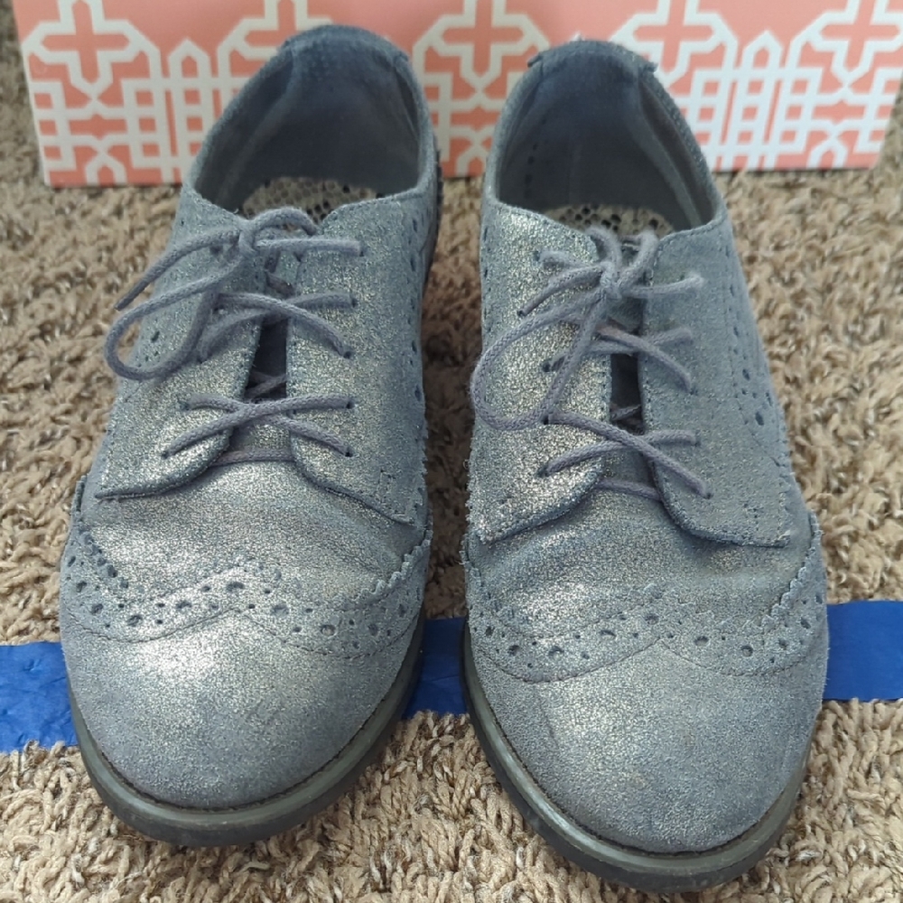 Gianni Bini Women's Silver Oxfords